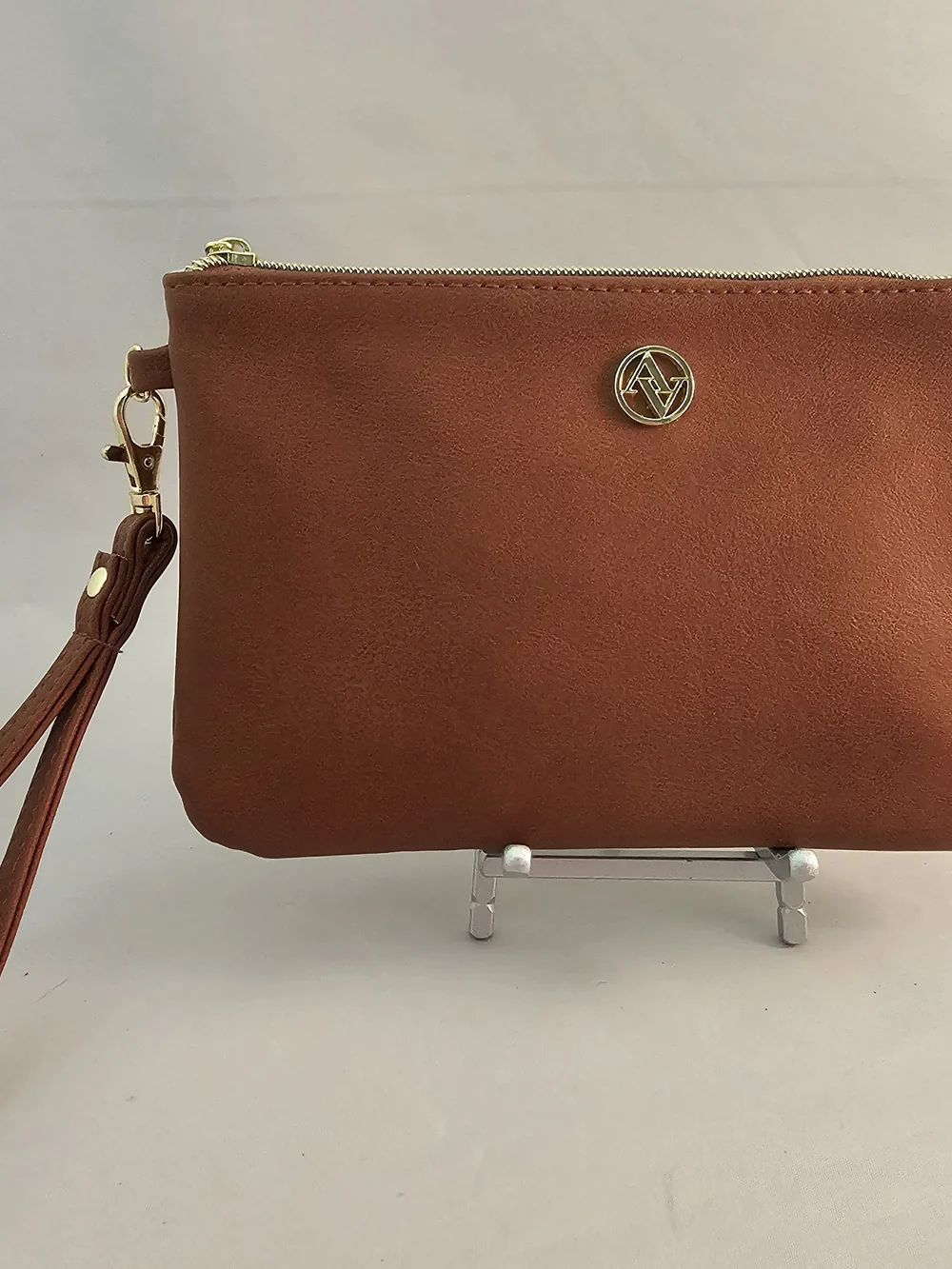 Adrienne Vittadini Wristlet Clutch With Phone Charger